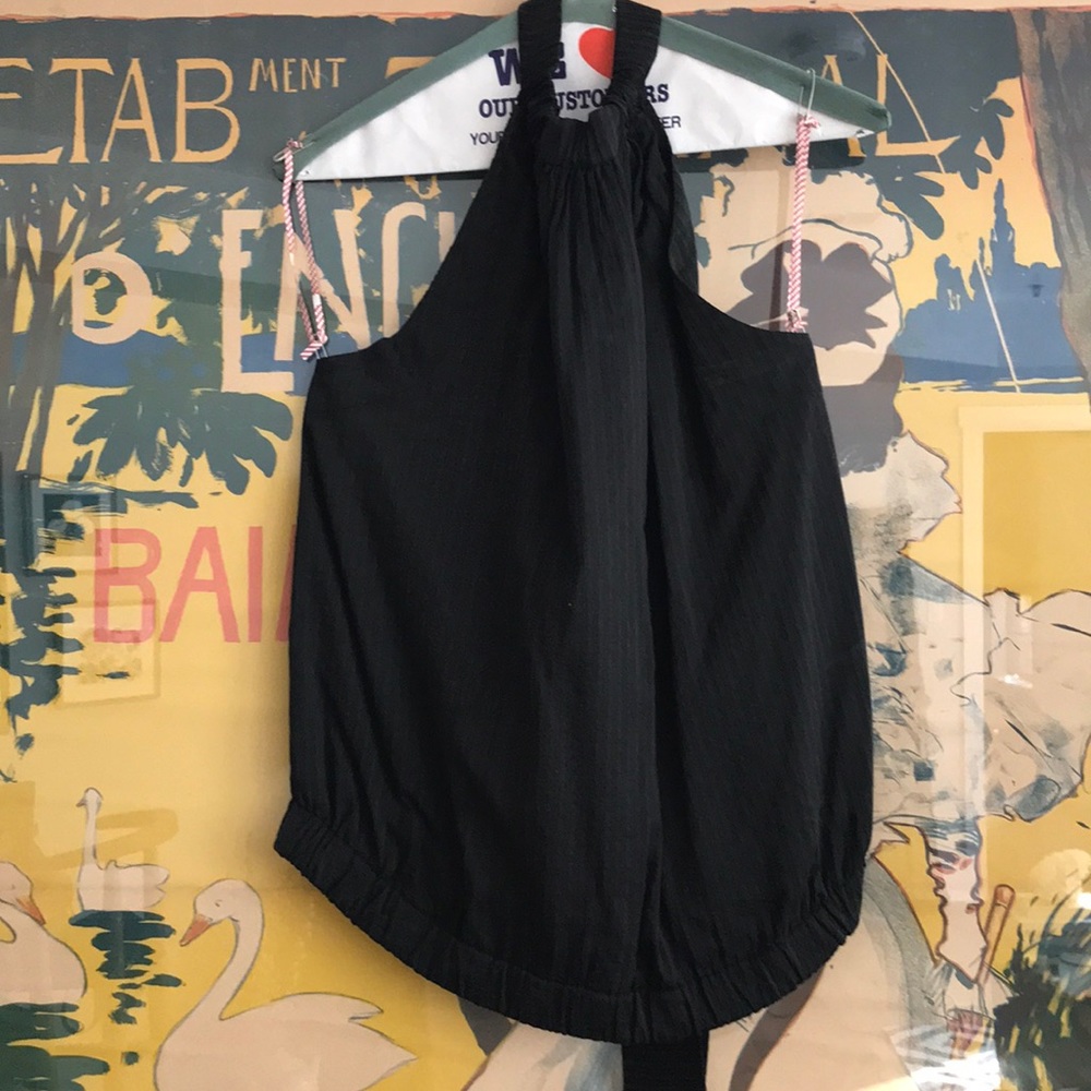 Classic black halter